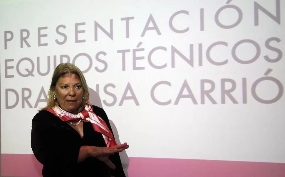 FRENO. Elisa Carrió criticó al kirchnerismo y denunció que la Iglesia y la Corte son “cómplices” en esta iniciativa. dyn (archivo)