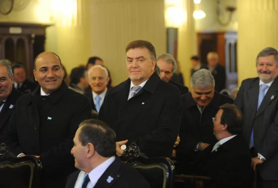 “LA POLLERA AMARILLA”. Amaya bailó anoche al ritmo de Gladys. prensa municipalidad