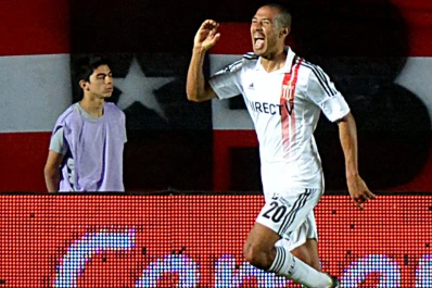 Estudiantes le ganó a Independiente y pasó a cuartos