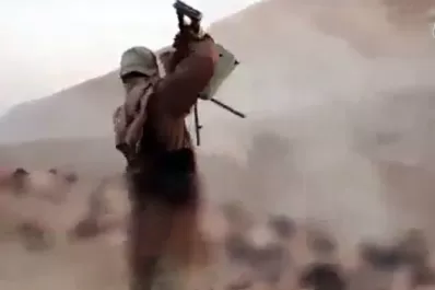 El ISIS decapitó a 10 personas para intimidar a quienes resisten el avance del grupo terrorista