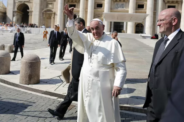 El Papa convoca a sus embajadores para debatir sobre el terrorismo Estado Islámico