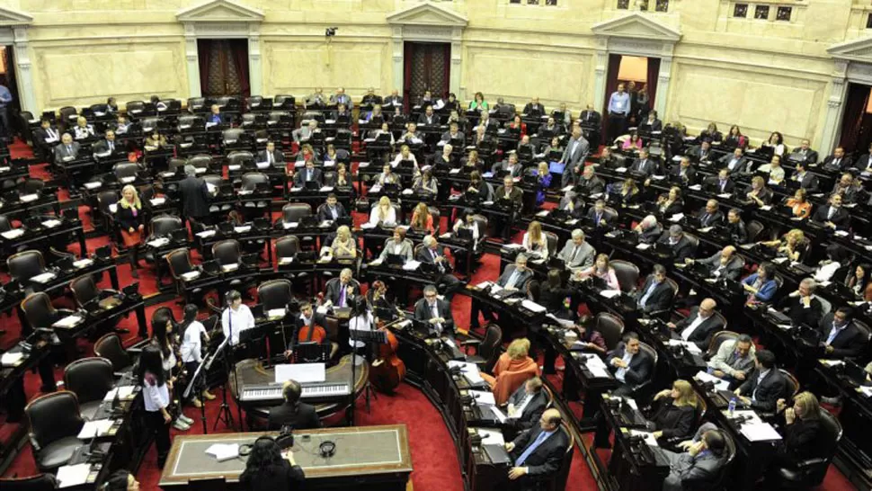 SESIÓN EN MARCHA. La mayoría oficialista dio quorum en Diputados. TÉLAM