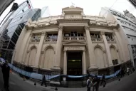 La suba de las tasas apunta hacia el dólar