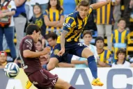 Lanús venció a Rosario Central y le mete presión a River