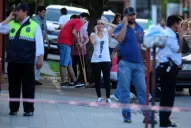 Con una escopeta quiso ahuyentar a los ladrones de una casa vecina y lo acribillaron