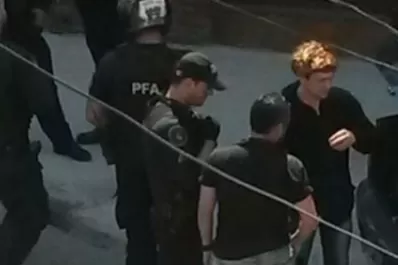 Pity Álvarez protagoniza otro bizarro episodio