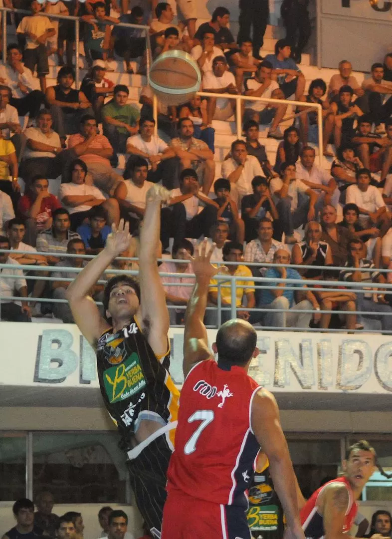 DETERMINANTE. Iván Julián fue clave en el triunfo de Talleres frente a Alberdi. 