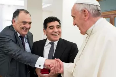 “Construye puentes    y destruye muros”