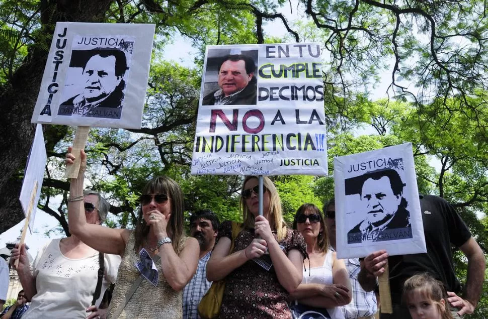 MEMORIA Y LÁGRIMAS. Los allegados a Galván relataron anécdotas del hombre que emocionaron a todos. la gaceta / foto de analía jaramillo
