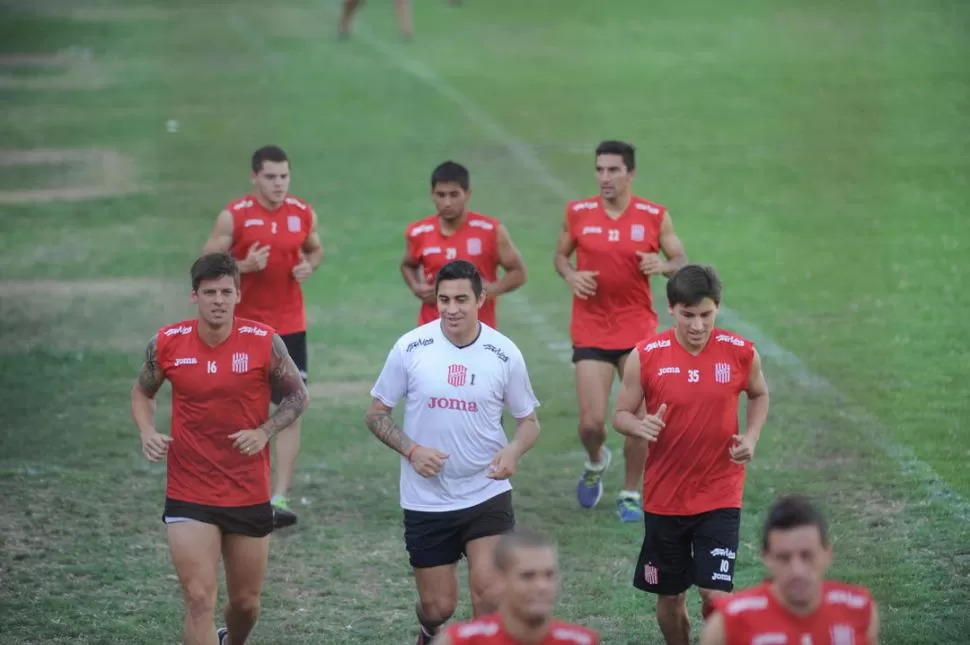 PACIENCIA. “Maxi” Velasco, a puro gol, comenzó a ganarse un lugar en el equipo titular. 