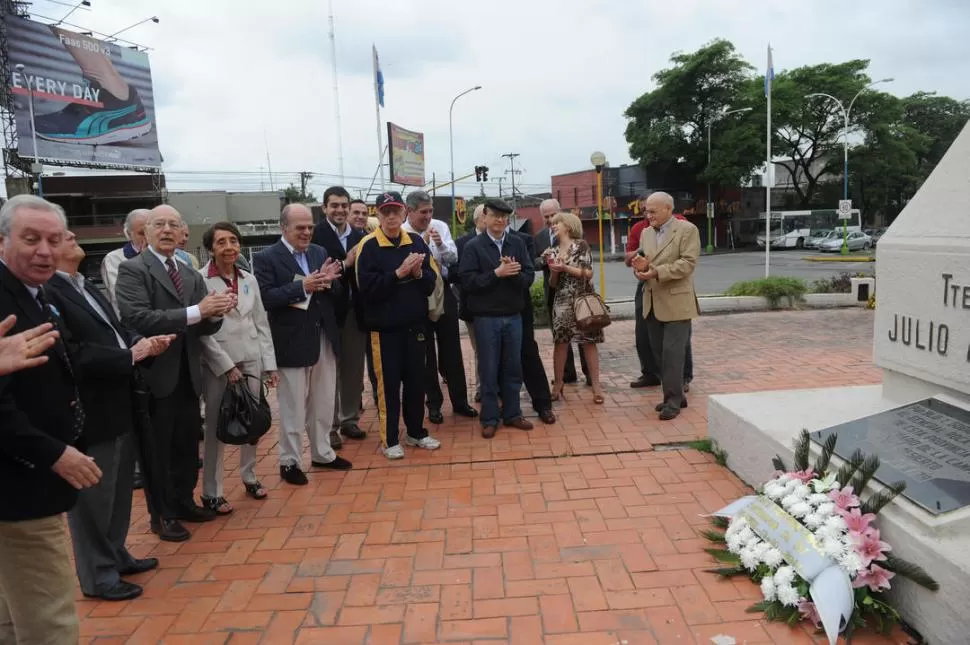 RECORDATORIO. Momento del homenaje a Roca, en el parque 9 de Julio. la gaceta / foto de franco vera 