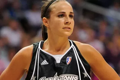 Un toque femenino para los Spurs