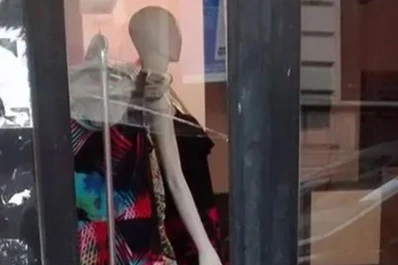 Robaron en un local de ropas, a metros de la plaza Independencia