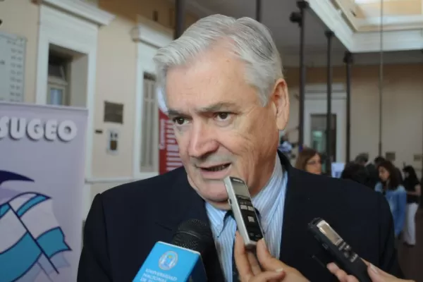 Notables rechazan reivindicaciones que piden los docentes