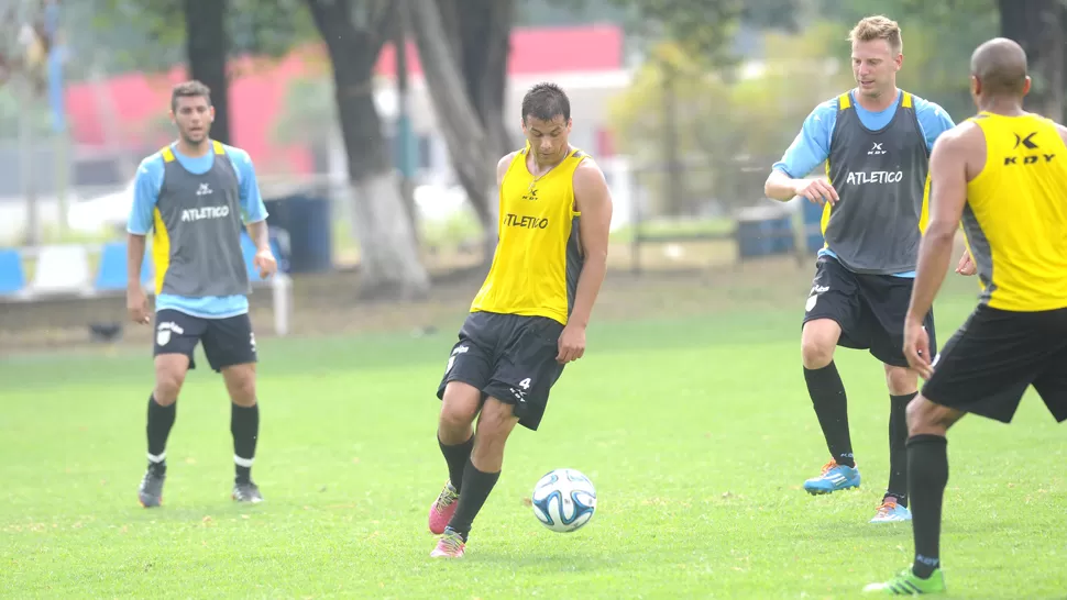 ESTÁ. Casáis no jugó contra All Boys pero mañana sí lo hará, en lugar de Romat. LA GACETA / HECTOR PERALTA