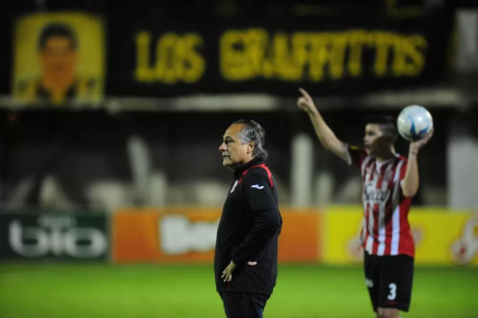 SATISFECHO. “Me voy conforme con la entrega de los jugadores. Tuvimos varias opciones, hicimos un buen partido, pero desgraciadamente no pudimos ganar”, dijo “JJ”. la gaceta / foto de diego aráoz (enviado especial)