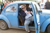Mujica estudia una oferta de un millón de dólares por su viejo Volkswagen