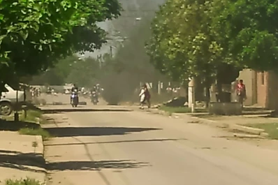 Vecinos de Villa Alem queman gomas en reclamo de seguridad