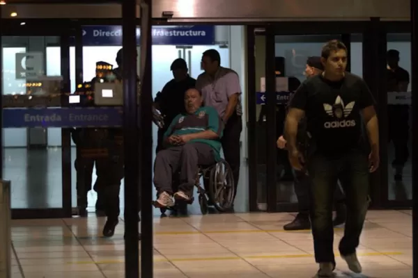 Del cómodo sanatorio al hospital y de allí al penal