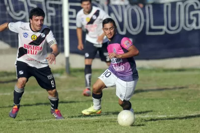 Almirante Brown quedó como único puntero de su grupo