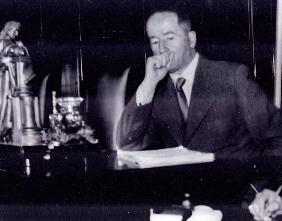 EL DOCTOR JUAN HELLER. Hace más de ocho décadas, insistía en el vínculo entre alcohol y criminalidad en Tucumán.   la gaceta / archivo