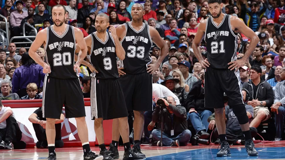 HISTORICOS. Manu, Parker y Duncan, junto a Diaw, forman el segundo trío más ganador de la historia. FOTO TOMADA DE NBA.COM/SPURS