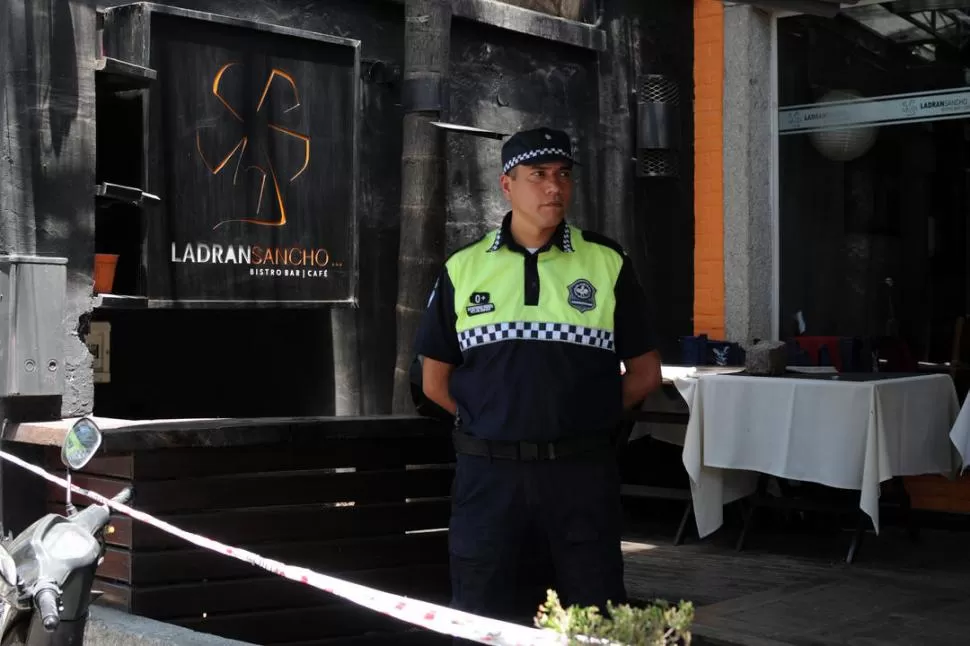 RESULTADO NEGATIVO. Tampoco hallaron dinero dentro del restaurante. la gaceta / foto de inés quinteros orio