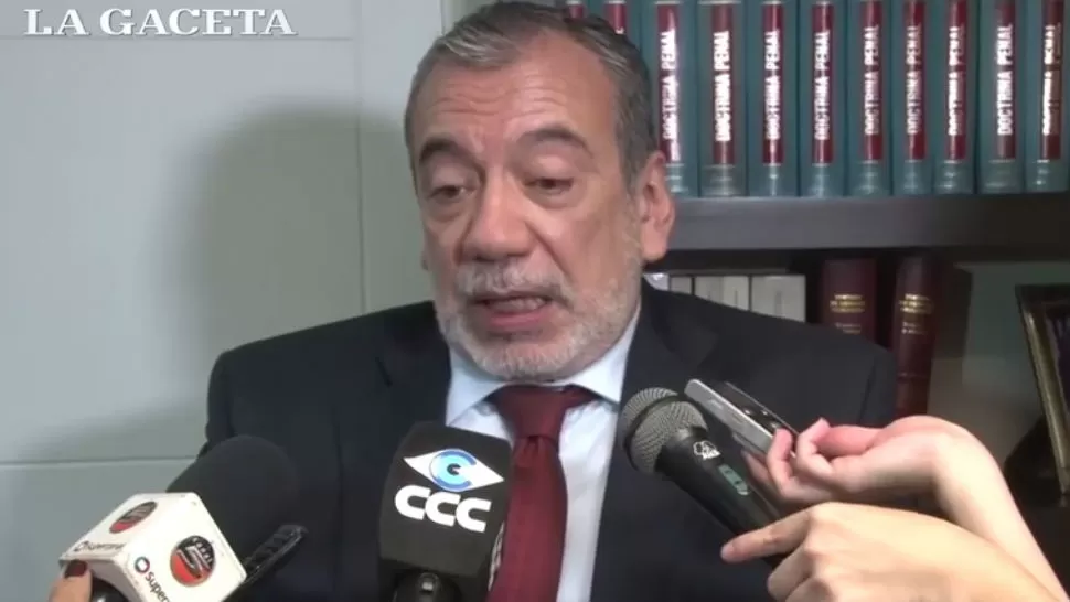 ARNALDO AHUMADA, ABOGADO DE RIGOUR / IMAGEN DE VIDEO