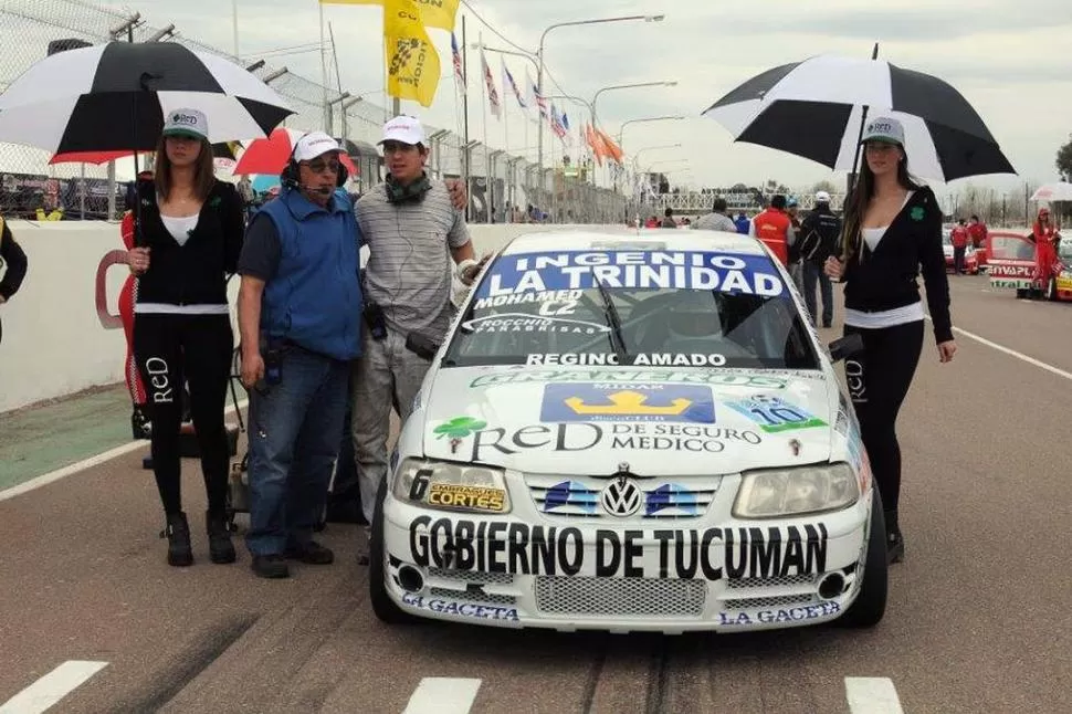 PUESTA A PUNTO. El equipo Mohamed estuvo efectuando ensayos en Las Termas para dejar en óptimas condiciones al VW Gol con el que lidera el certamen. 