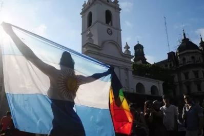 El proyecto de subsidio para personas trans tiene más de un año y era de $ 2.400