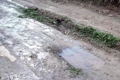 Pérdida de agua en el barrio Apunt