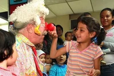 “Ni la escuela ni la universidad enseñan a amar”