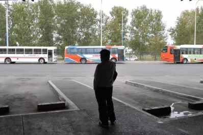 El paro de transporte en Tucumán fue total, según UTA