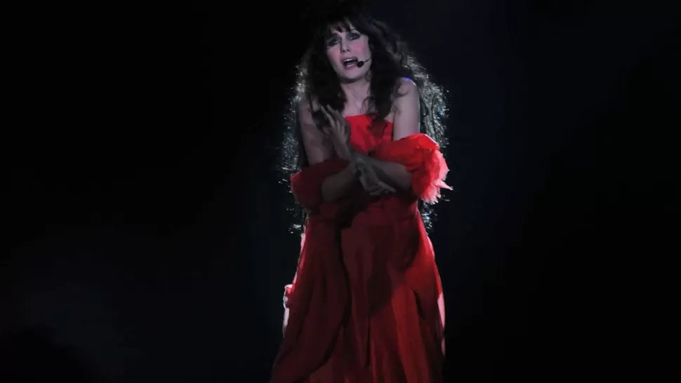 Emma Shapplin vuelve a suelo tucumano, ahora en un teatro