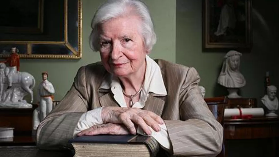 LUTO. P.D James murió a los 94 años. IMAGEN DE TELEGRAPH.CO.UK