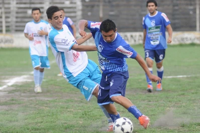 Los Leones vencieron a Deportivo Aguilares