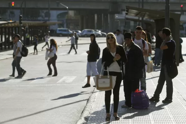 Tras el paro, sube un 12% el boleto de larga distancia