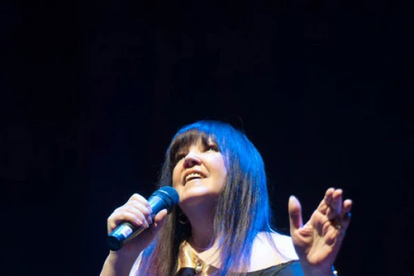 Vuelve al escenario para ser feliz con sus canciones