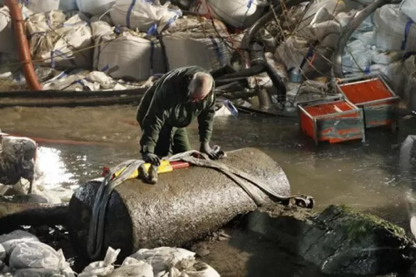 Miles de personas fueron evacuadas en dos ciudades alemanas, donde hallaron bombas sin detonar