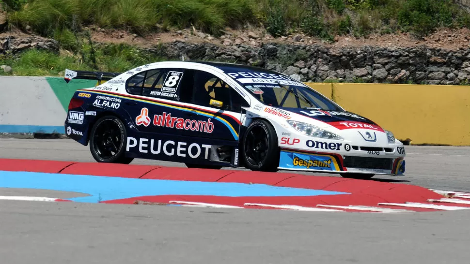 CON EL PASO DEL CAMPEÓN. El cordobés Néstor Girolami ganó tres carreras a lo largo de la temporada. 