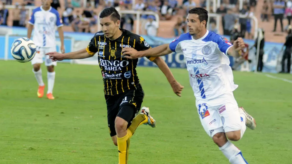 DIFICIL DE FRENAR. Olimpo sorprendió al golear a Godoy Cruz y cortar una racha de 11 partidos sin triunfos de visitante. TELAM 