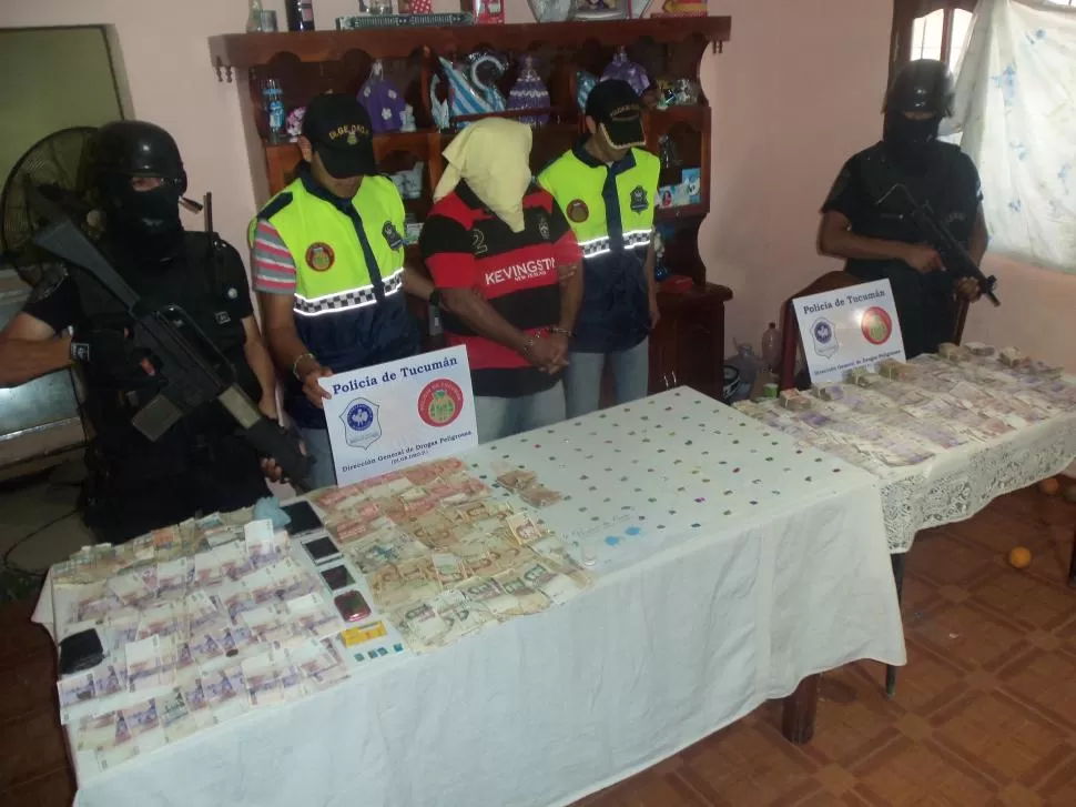 EL “GORDO ROGELIO”. El dealer fue detenido en su casa de La Costanera. gentileza digedrop