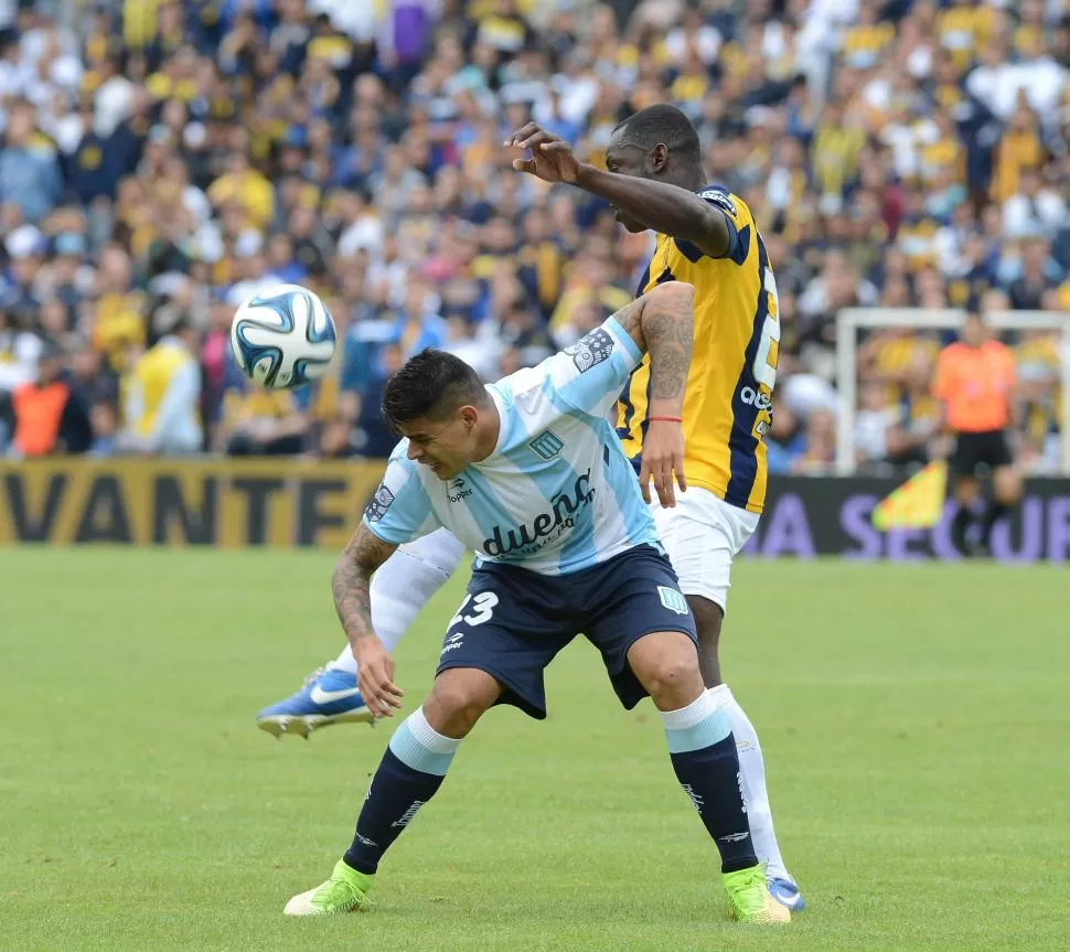 A LA EXPECTATIVA. Del entusiasmo por la goleada sobre Central, Racing pasó a la angustia de saber que tendrá que esperar dos semanas para saber si es campeón. dyn