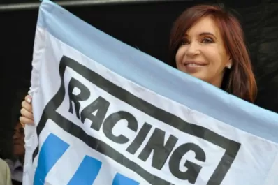 La presidenta también felicitó a Racing campeón