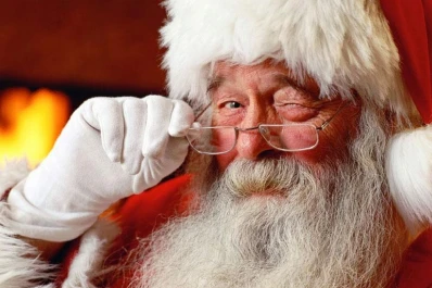 Madre les hace creer a sus hijos que Papá Noel los puso en su lista negra