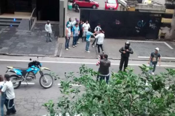 Hinchas de Atlético no se bancaron la derrota y terminaron detenidos