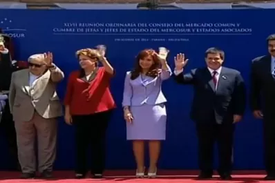 Cristina recibió a los presidentes que participarán de la Cumbre del Mercosur