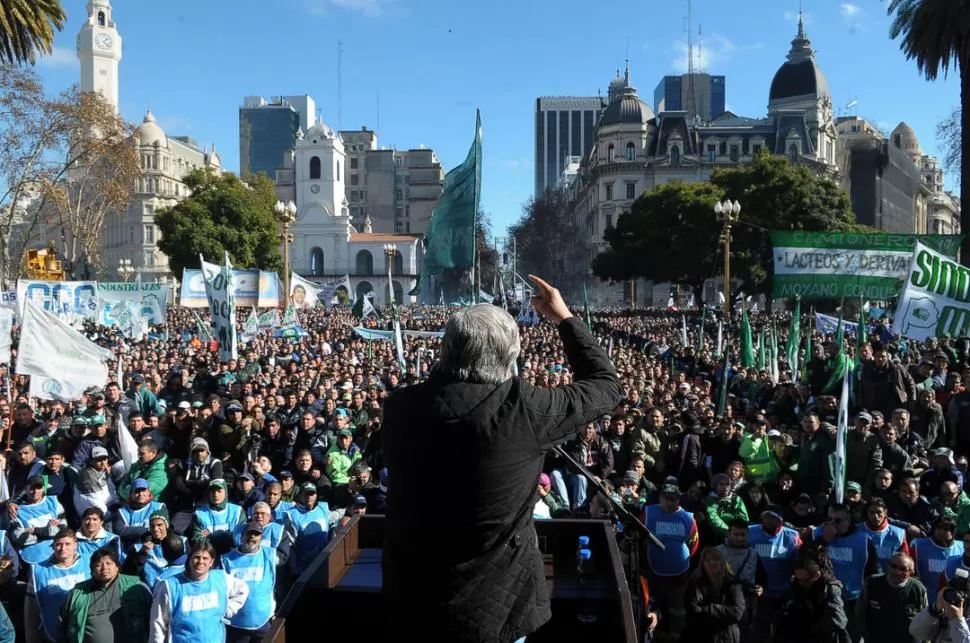 ESTADO DE ALERTA. Moyano manifestó su malestar por el desinterés de los sectores empresariales por resolver un bono de fin de año. ARCHIVO TELAM