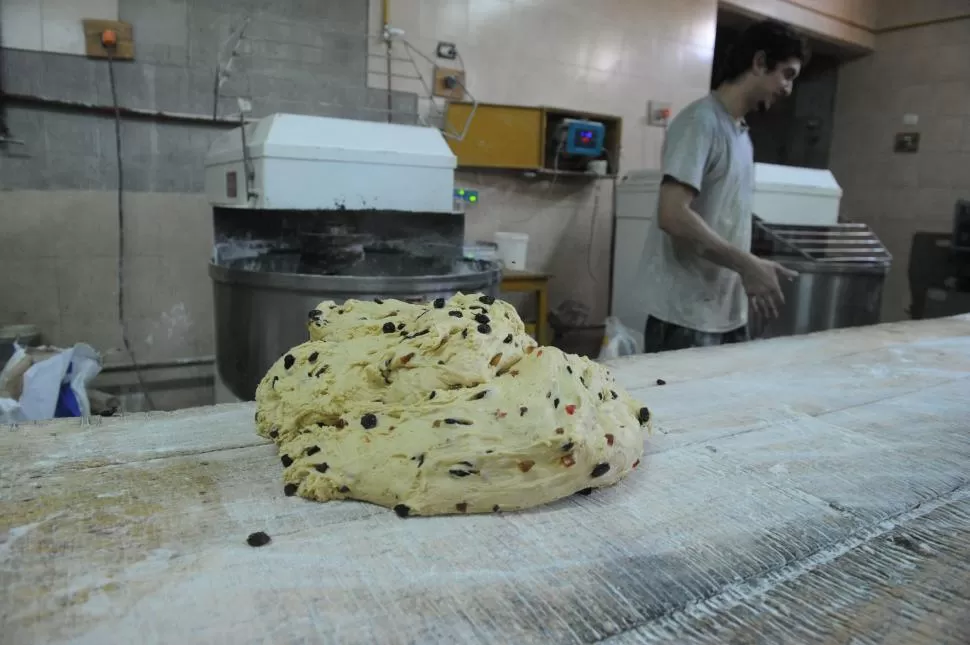 PAN DULCE. El precio de referencia de los panaderos asociados es de $ 15. la gaceta / foto de franco vera (archivo)