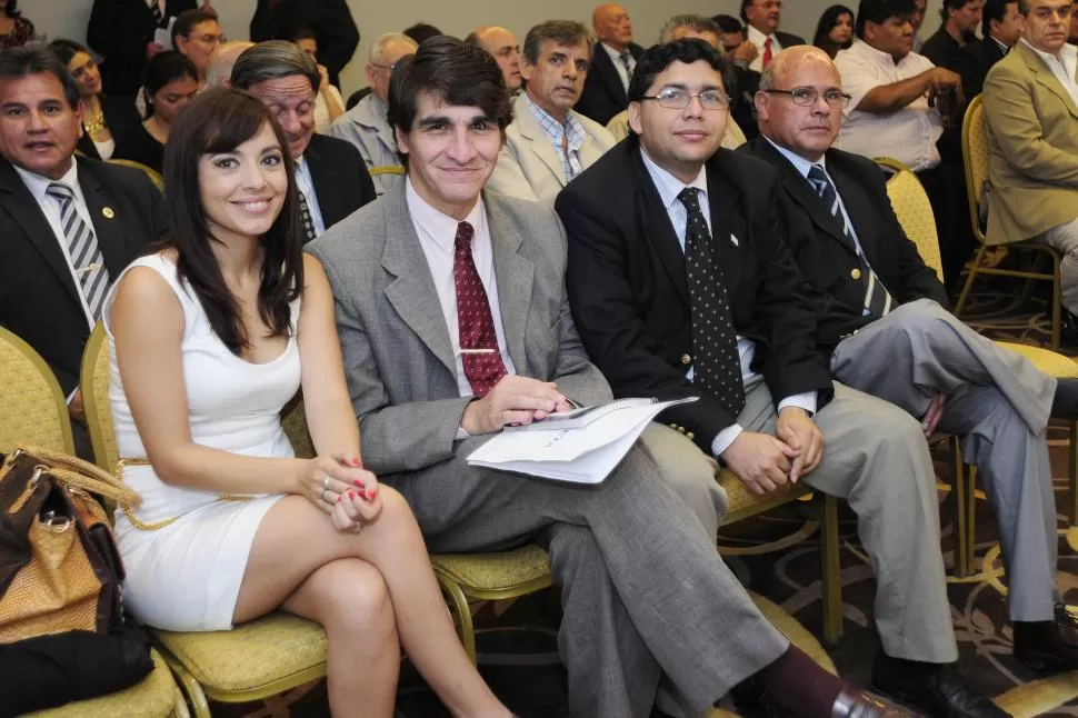 EN PRIMERA FILA. Ana Pedraza, Eduardo Paul y Juan José Arrieta integraron el jurado y se mostraron reconfortados por participar de la fiesta. la gaceta / foto de analía jaramillo